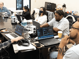 Local 700 members gather in the offices of Local 479 for Avid training designed to keep skills fresh. PHOTOS: MUNEEB HASSAN